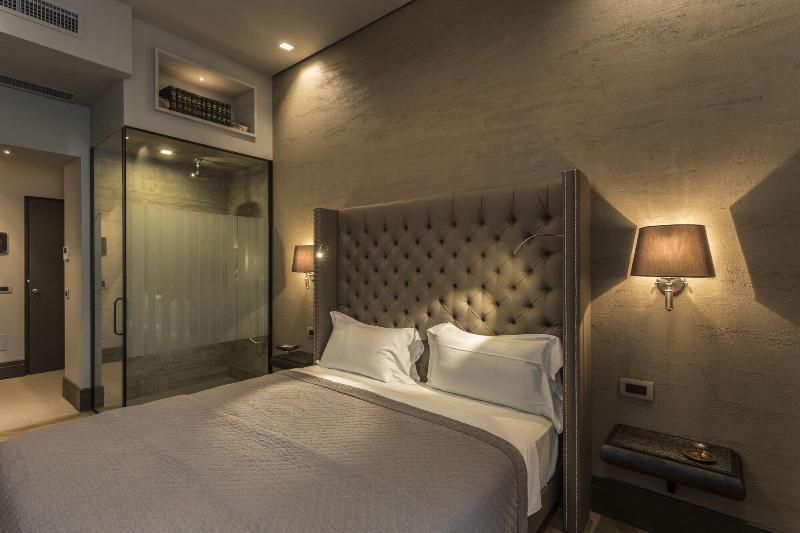 Forvm Boutique Hotel Trieste Esterno foto