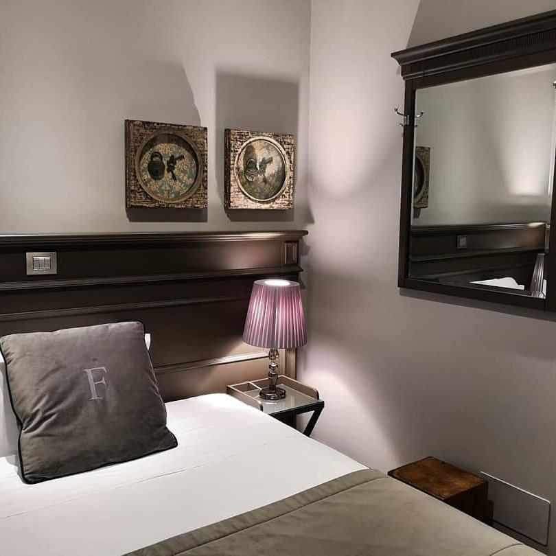 Forvm Boutique Hotel Trieste Esterno foto